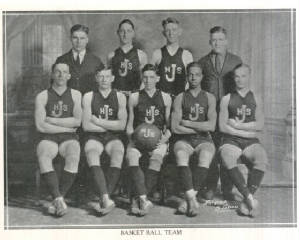 1924jhsspectatorbasketballb.jpg